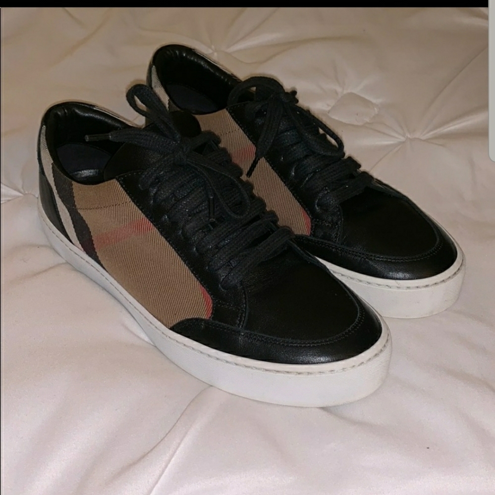 Burberry sneakers